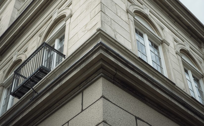 Jak utrzymywać budynek w nienagannej kondycji przez wiele lat i uniknąć drogich trudności eksploatacyjnych